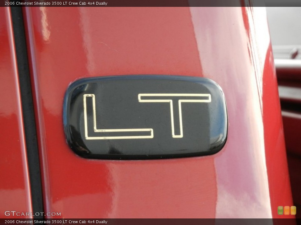 2006 Chevrolet Silverado 3500 Badges and Logos