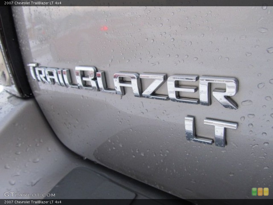 2007 Chevrolet TrailBlazer Badges and Logos