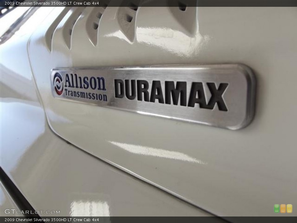 2009 Chevrolet Silverado 3500HD Badges and Logos