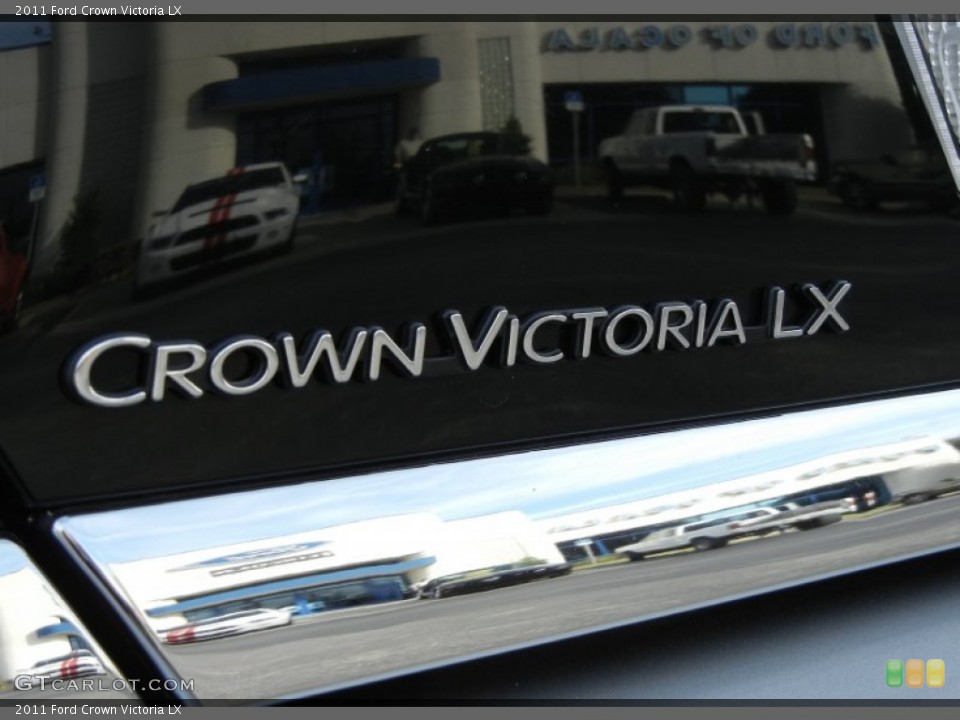 2011 Ford Crown Victoria Badges and Logos