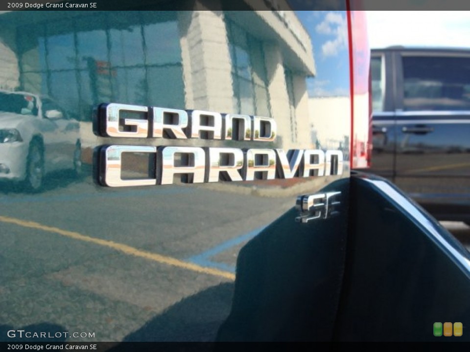 2009 Dodge Grand Caravan Badges and Logos