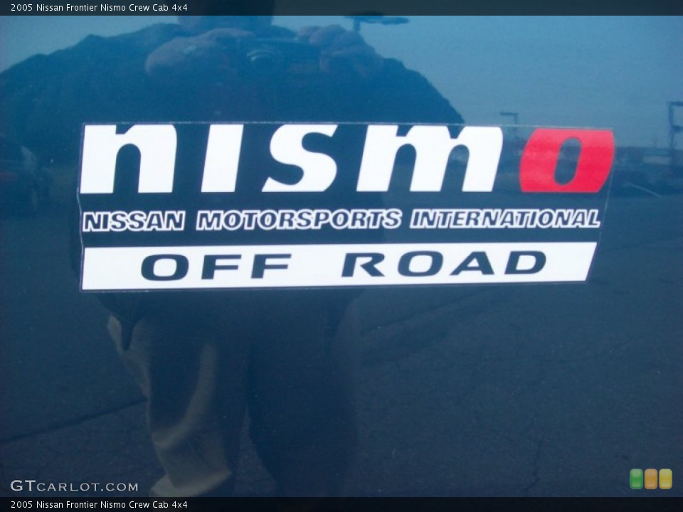 2005 Nissan Frontier Custom Badge and Logo Photo #59877191
