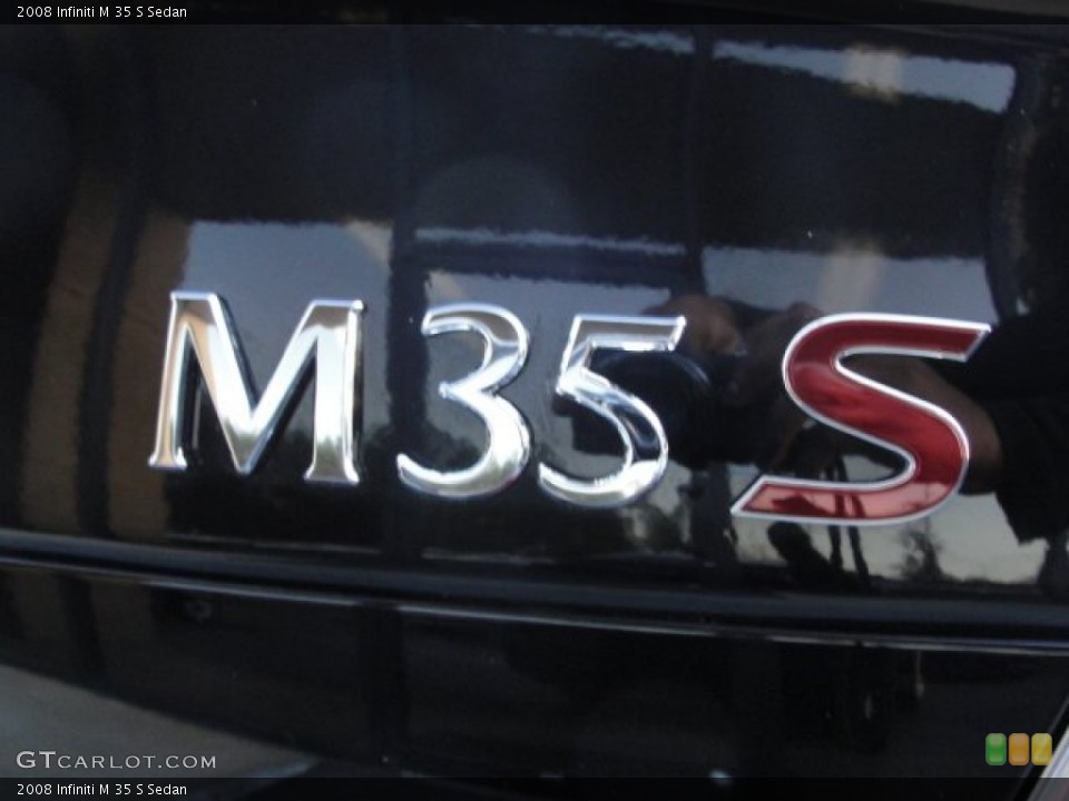 2008 Infiniti M Badges and Logos