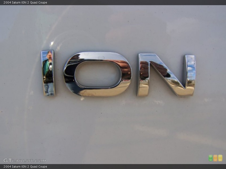 2004 Saturn ION Badges and Logos