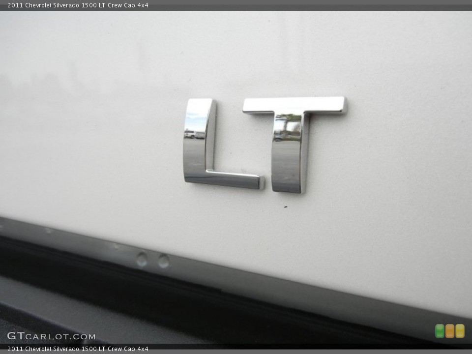 2011 Chevrolet Silverado 1500 Custom Badge and Logo Photo #60812559