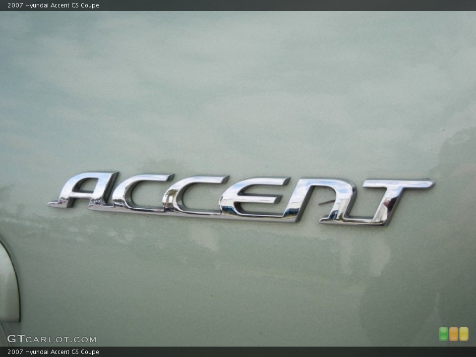 2007 Hyundai Accent Badges and Logos