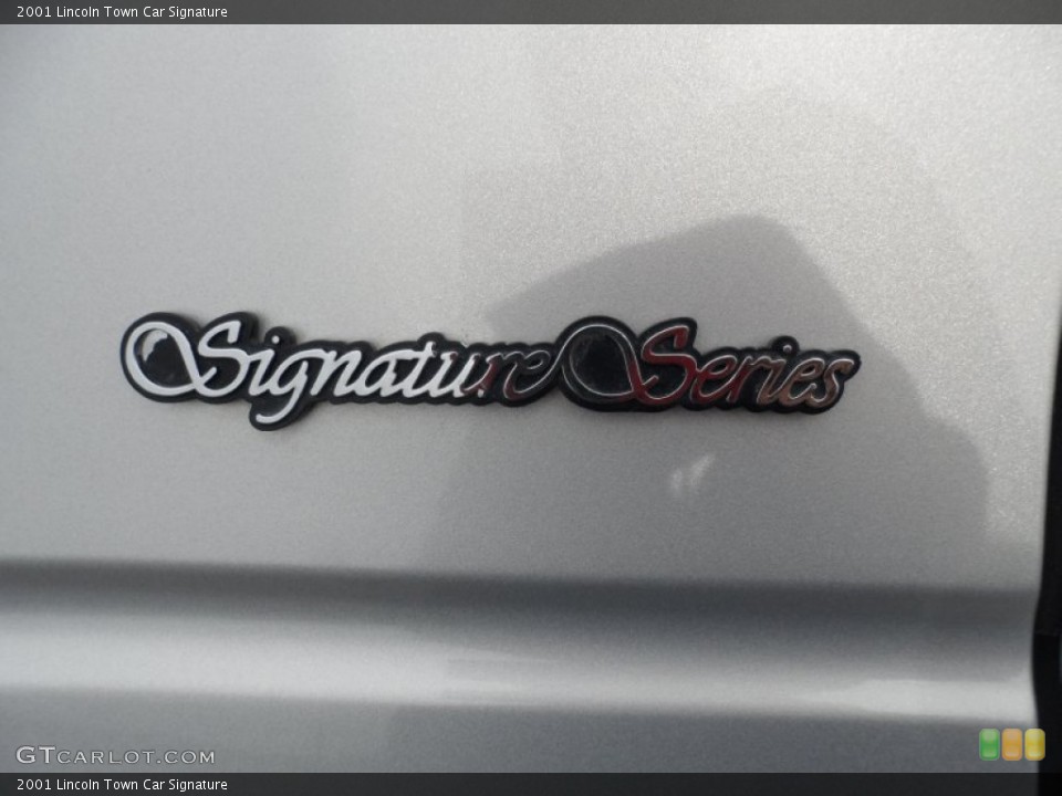 2001 Lincoln Town Car Custom Badge and Logo Photo #61101590