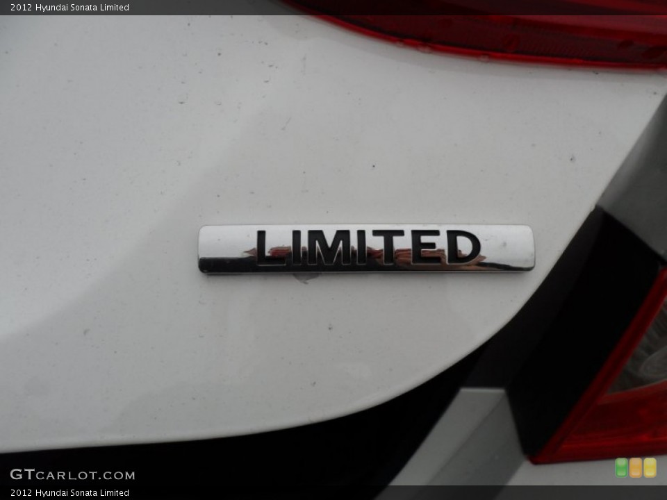 2012 Hyundai Sonata Custom Badge and Logo Photo #61103600