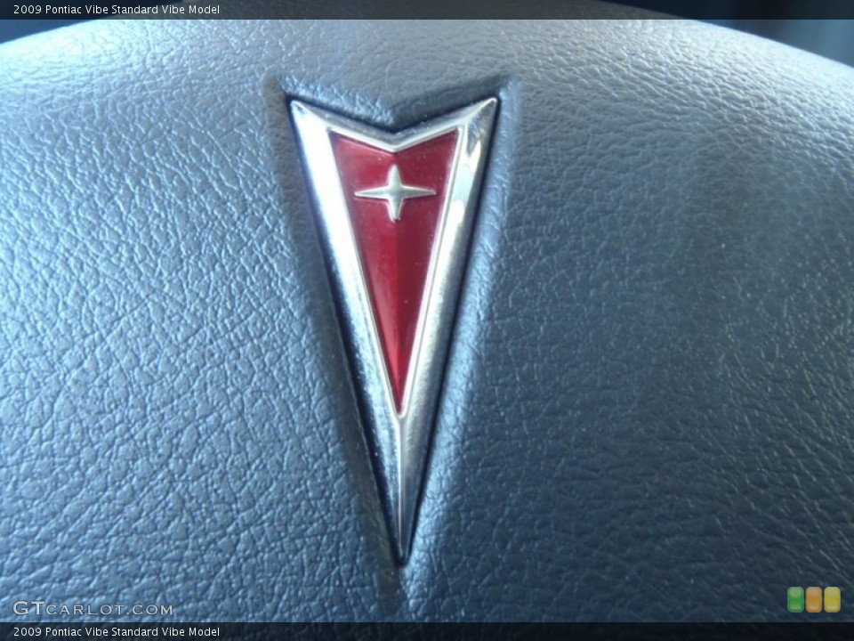 2009 Pontiac Vibe Badges and Logos