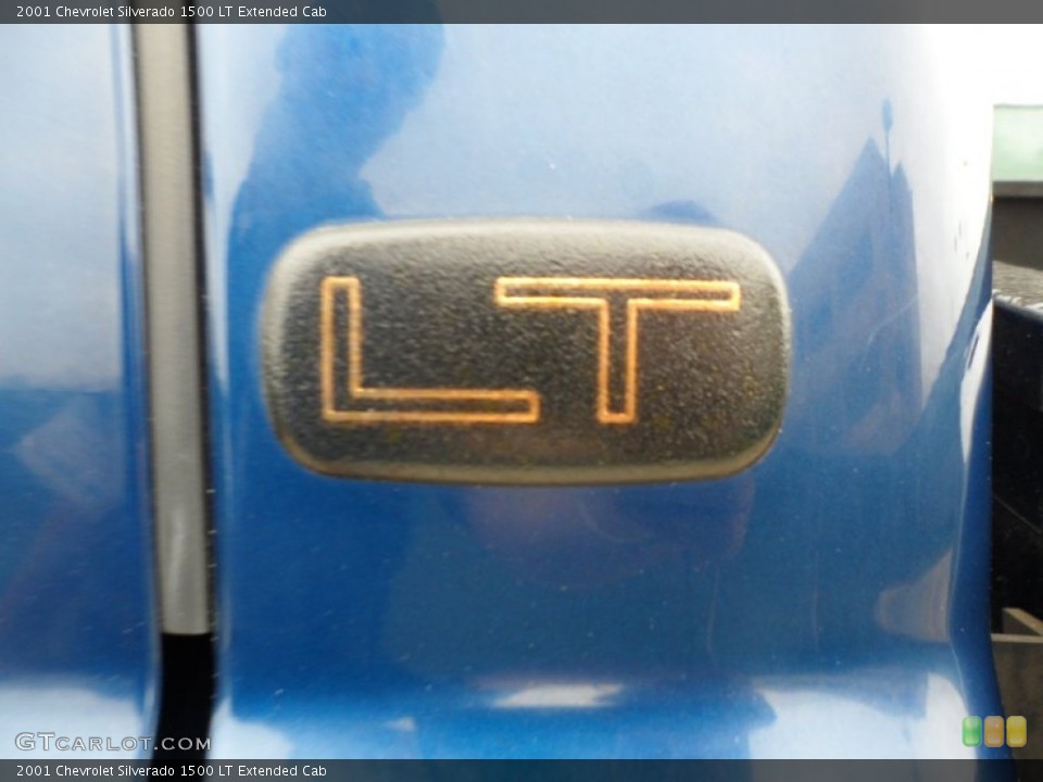 2001 Chevrolet Silverado 1500 Custom Badge and Logo Photo #62067066