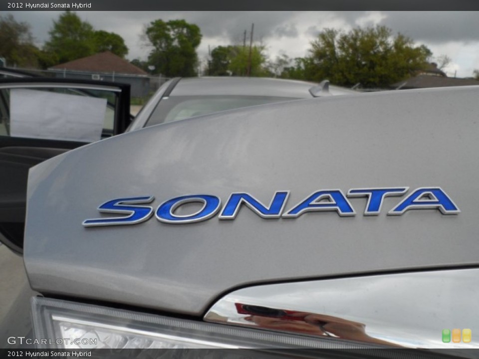 2012 Hyundai Sonata Custom Badge and Logo Photo #62256805
