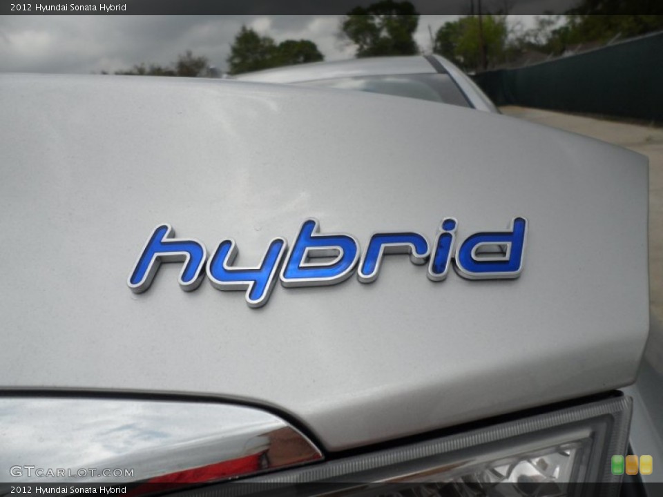 2012 Hyundai Sonata Custom Badge and Logo Photo #62257151