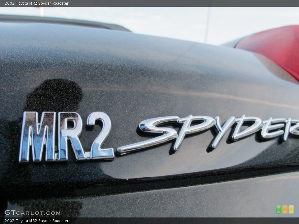 2002 Toyota MR2 Spyder Badges and Logos