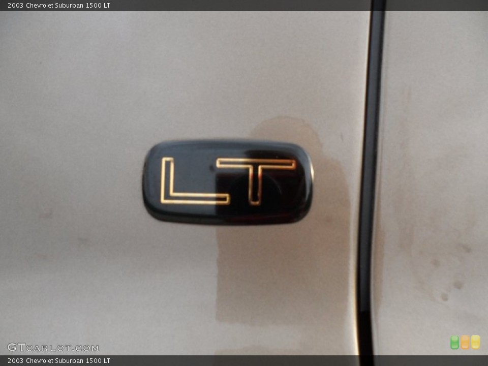 2003 Chevrolet Suburban Badges and Logos