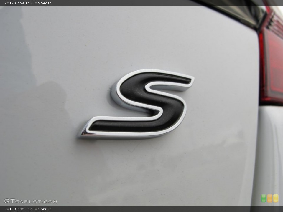 2012 Chrysler 200 Custom Badge and Logo Photo #62726251