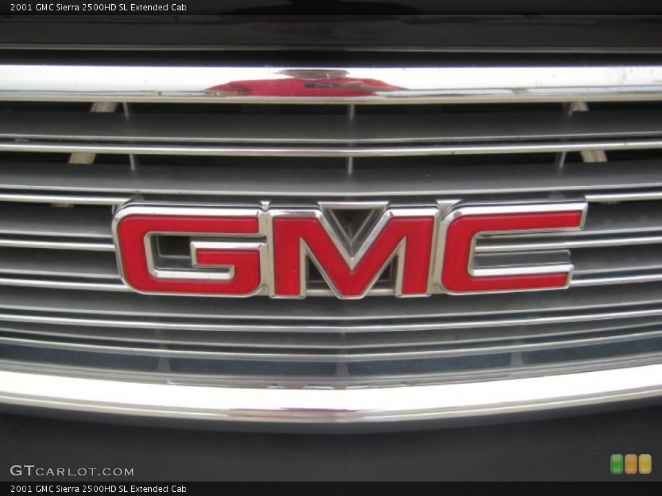 2001 GMC Sierra 2500HD Custom Badge and Logo Photo #62736903