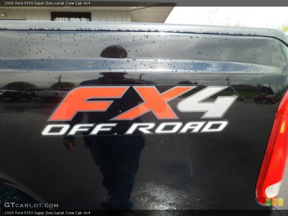 2005 Ford F350 Super Duty Custom Badge and Logo Photo #62764984