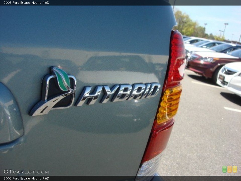 2005 Ford Escape Custom Badge and Logo Photo #63324847