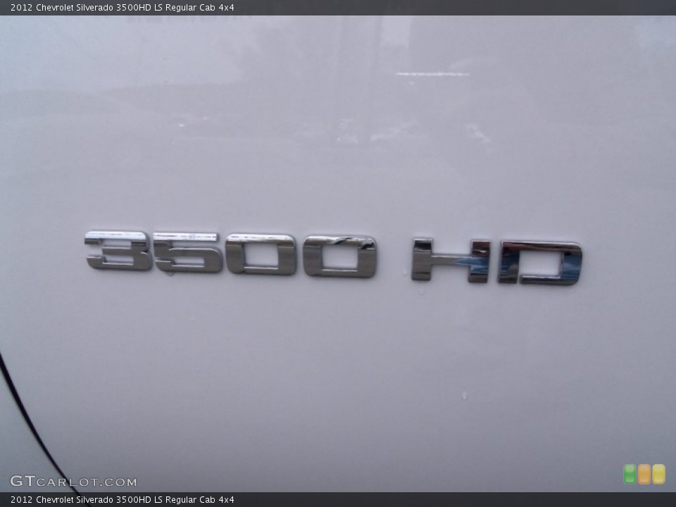 2012 Chevrolet Silverado 3500HD Badges and Logos