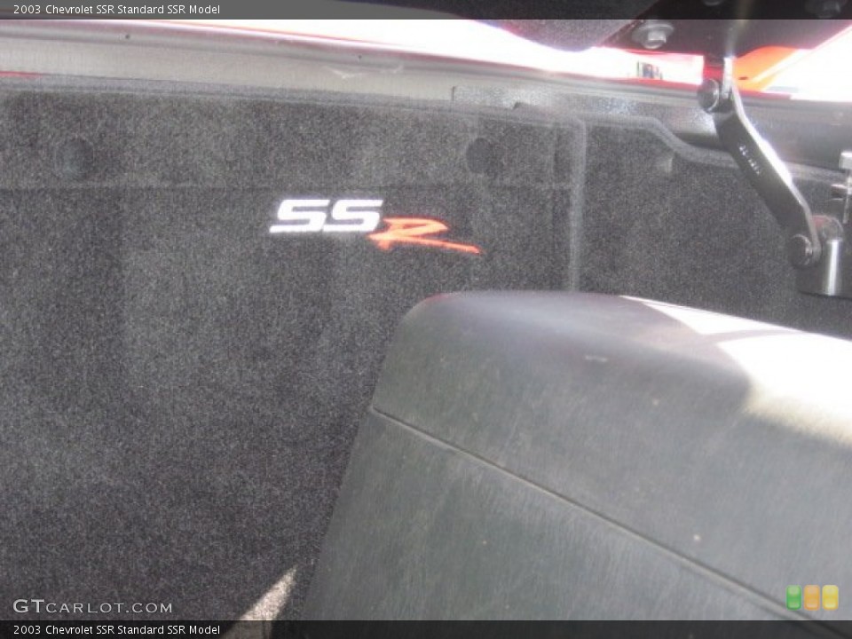 2003 Chevrolet SSR Custom Badge and Logo Photo #64229395