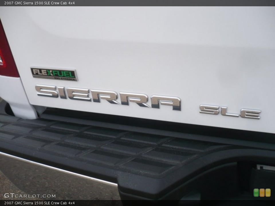 2007 GMC Sierra 1500 Custom Badge and Logo Photo #64244327