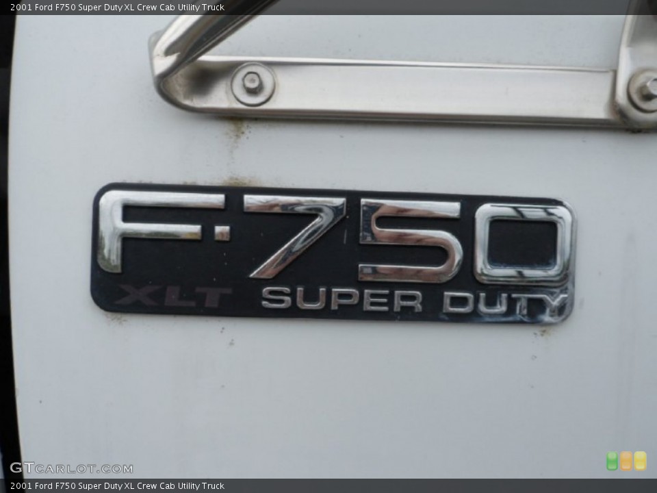 2001 Ford F750 Super Duty Badges and Logos