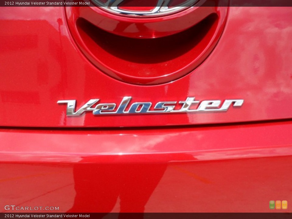 2012 Hyundai Veloster Badges and Logos
