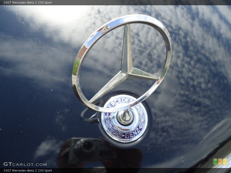 2007 Mercedes-Benz C Badges and Logos