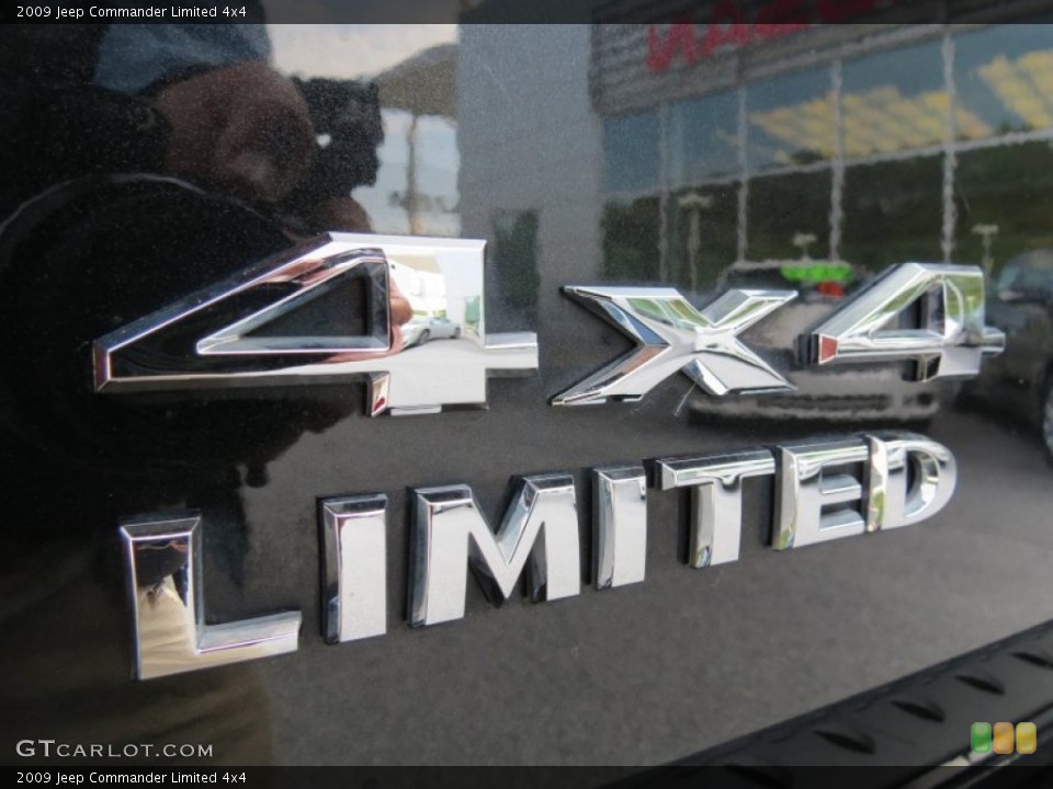 2009 Jeep Commander Badges and Logos