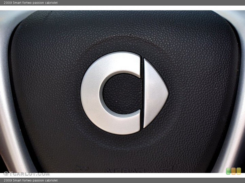 2009 Smart fortwo Custom Badge and Logo Photo #66616919