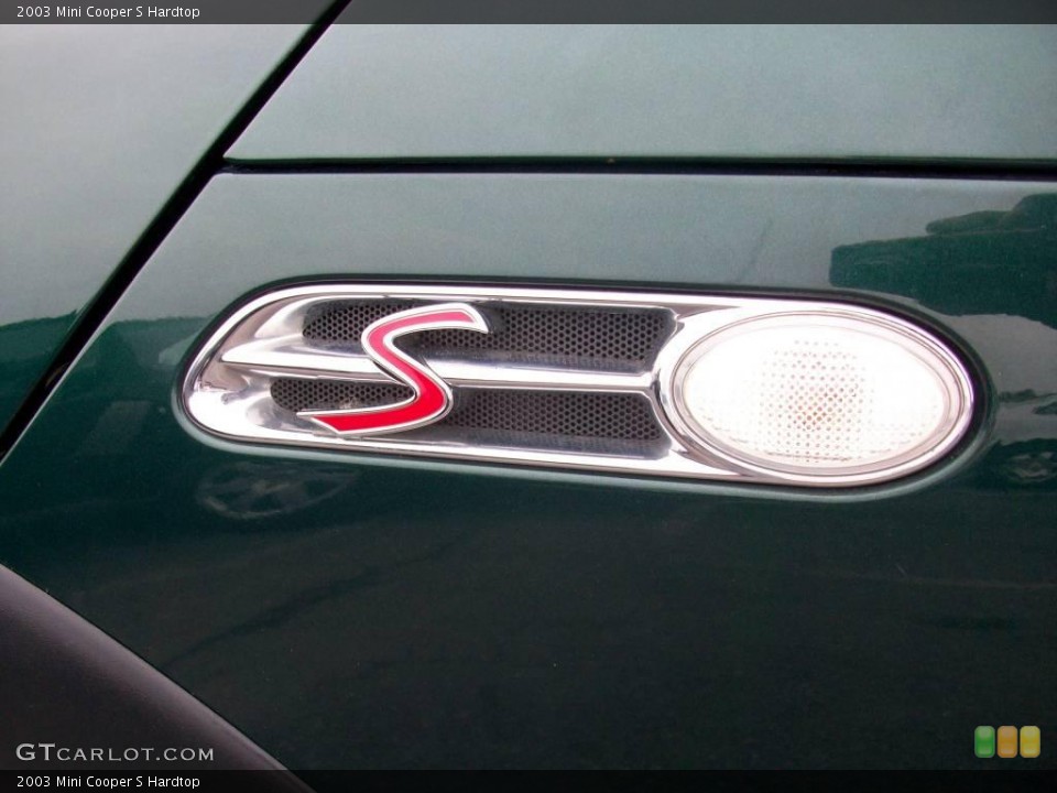 2003 Mini Cooper Custom Badge and Logo Photo #6699627
