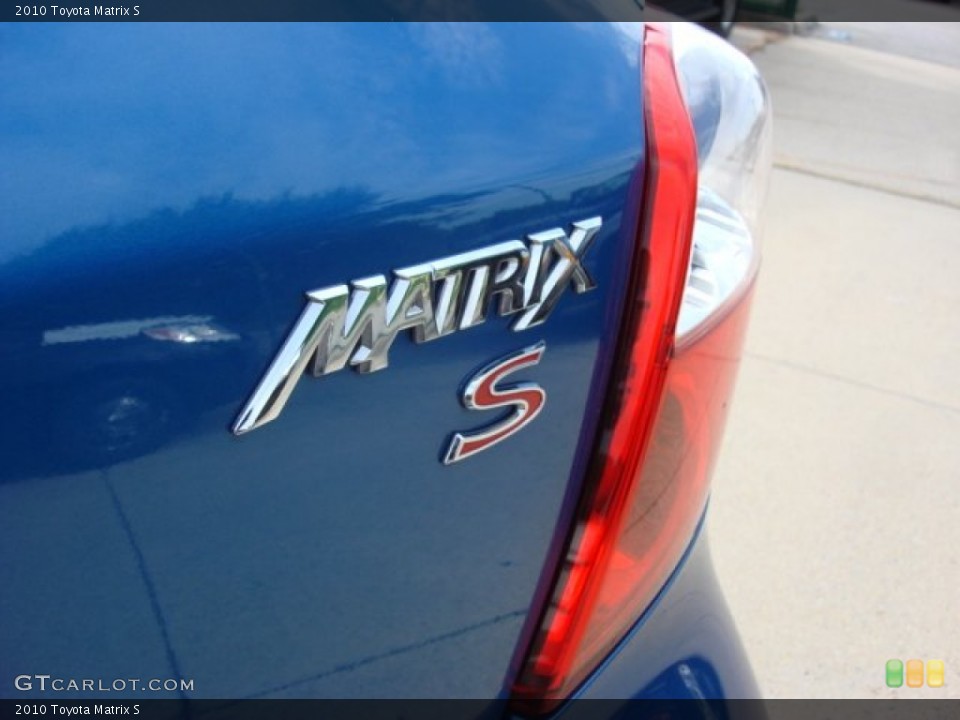2010 Toyota Matrix Badges and Logos