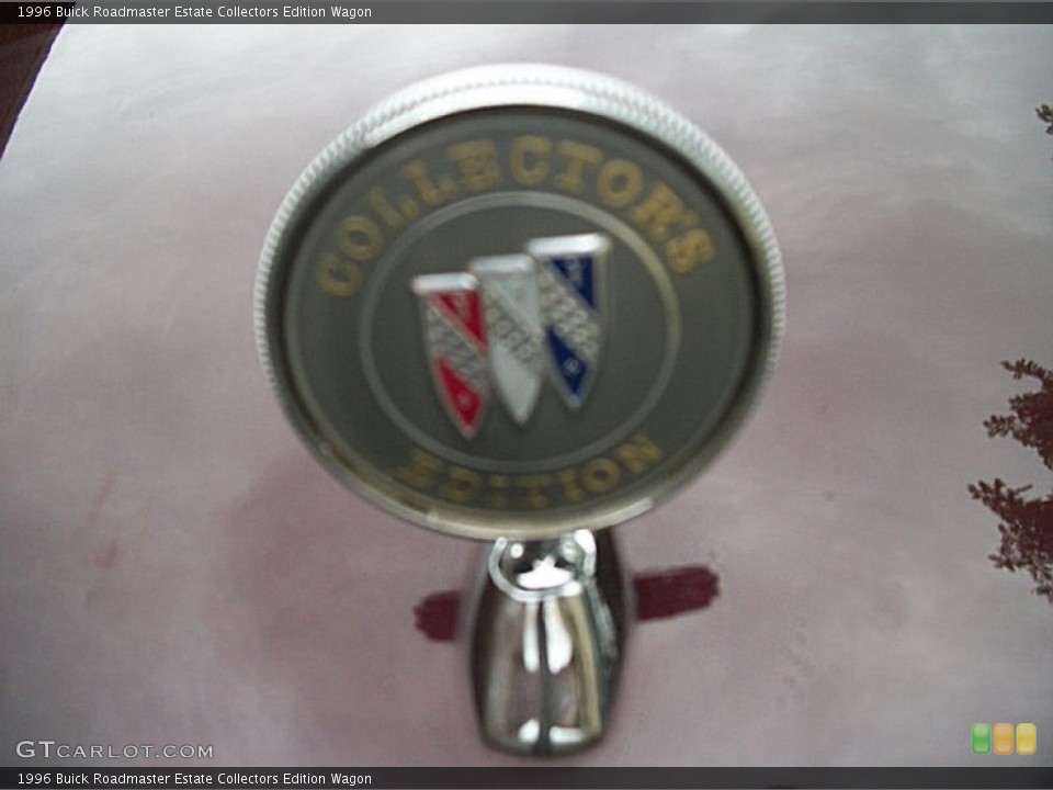 1996 Buick Roadmaster Custom Badge and Logo Photo #68292887