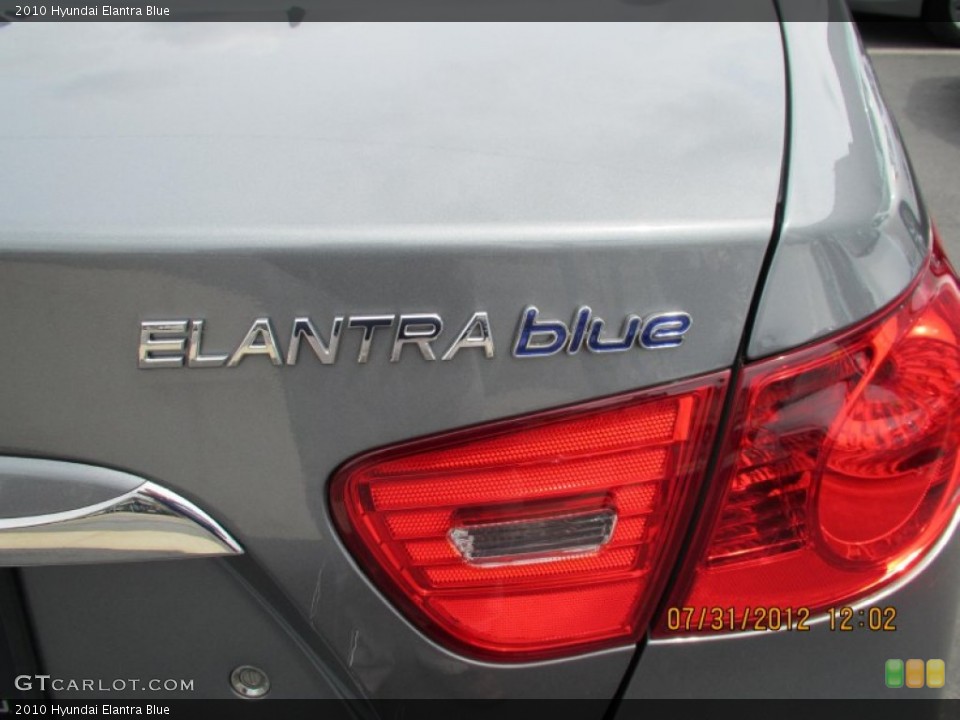 2010 Hyundai Elantra Badges and Logos