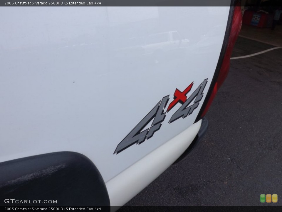 2006 Chevrolet Silverado 2500HD Custom Badge and Logo Photo #69060515