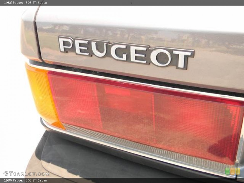 1986 Peugeot 505 Badges and Logos