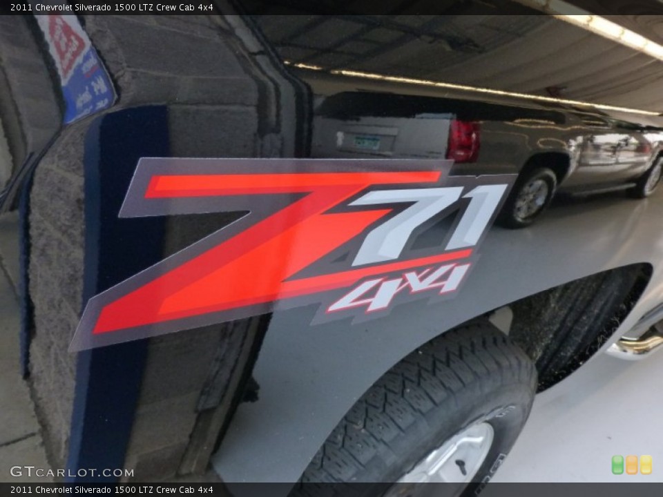 2011 Chevrolet Silverado 1500 Custom Badge and Logo Photo #69408237