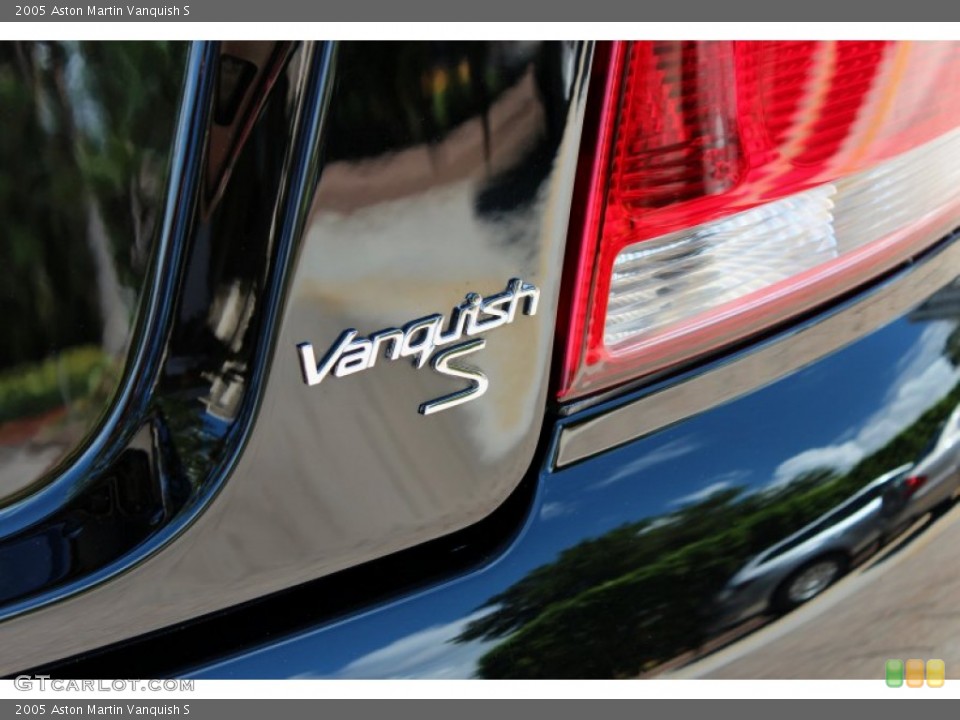 2005 Aston Martin Vanquish Custom Badge and Logo Photo #71160435