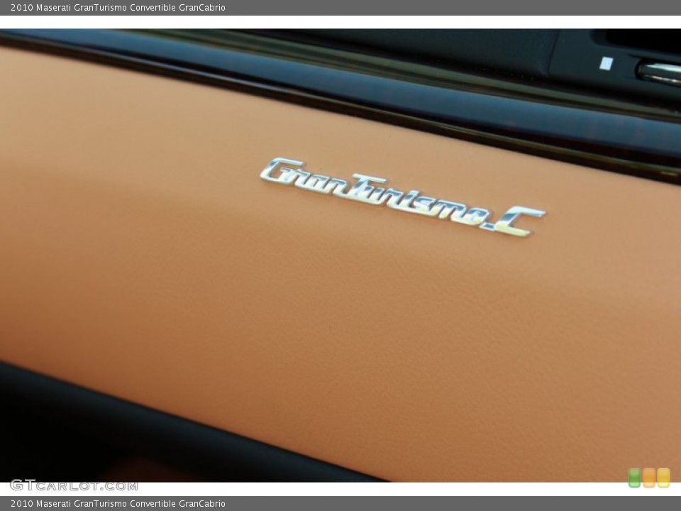 2010 Maserati GranTurismo Convertible Badges and Logos