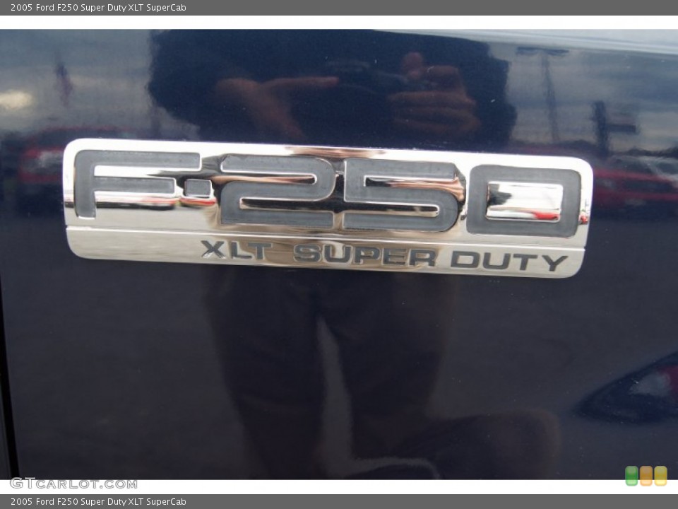 2005 Ford F250 Super Duty Custom Badge and Logo Photo #72502978