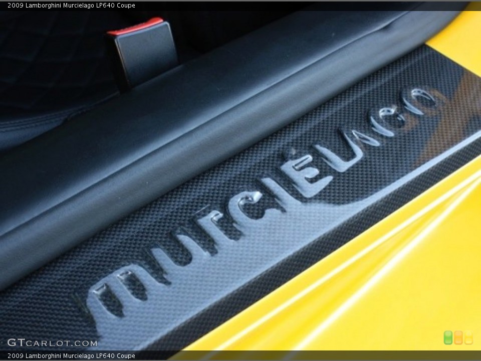 2009 Lamborghini Murcielago Badges and Logos