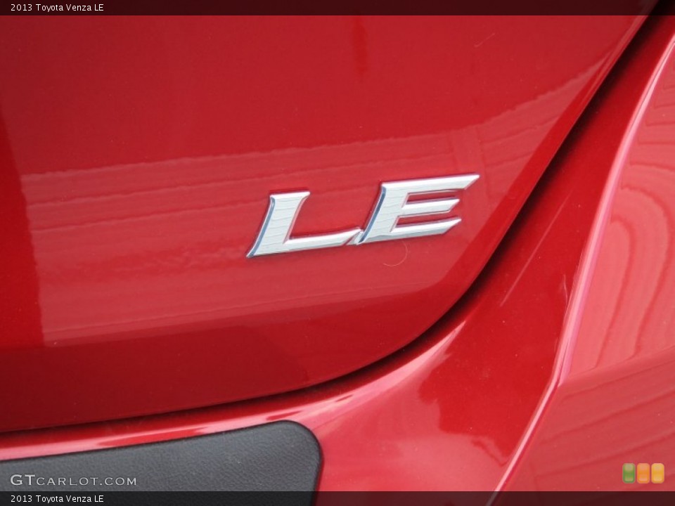 2013 Toyota Venza Badges and Logos