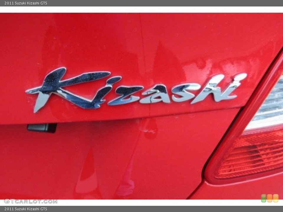 2011 Suzuki Kizashi Badges and Logos