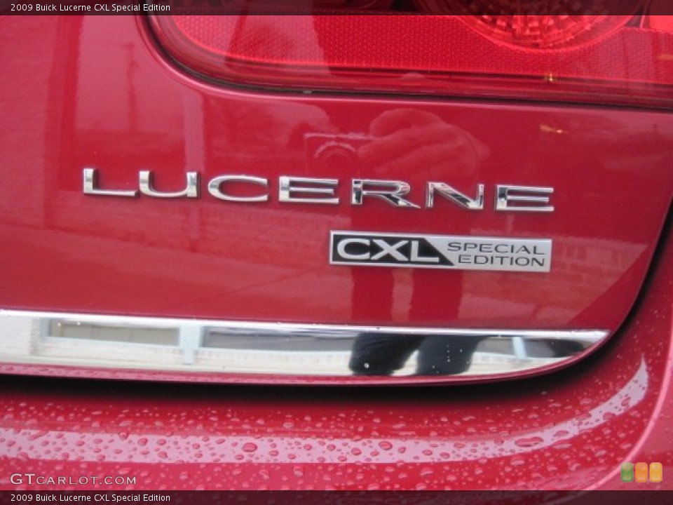 2009 Buick Lucerne Badges and Logos