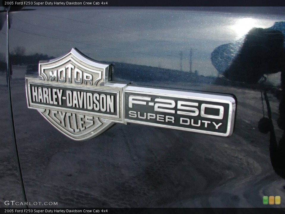 2005 Ford F250 Super Duty Custom Badge and Logo Photo #75865669