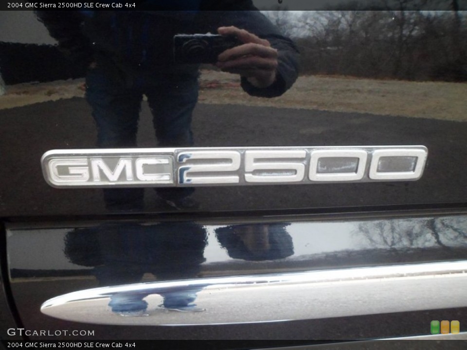 2004 GMC Sierra 2500HD Custom Badge and Logo Photo #76467956