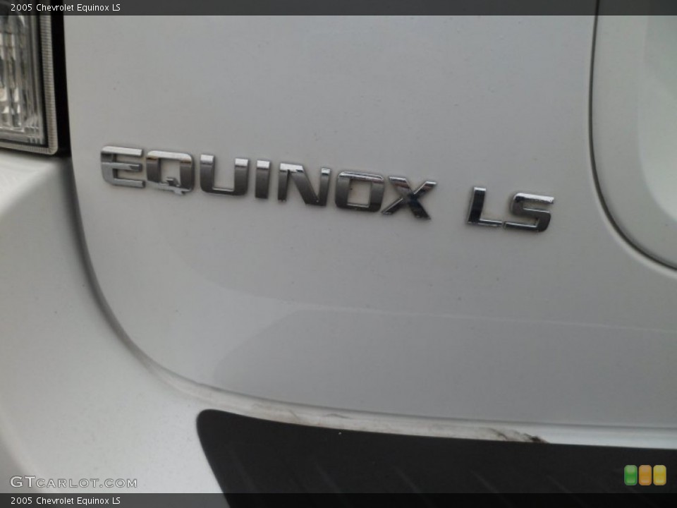 2005 Chevrolet Equinox Badges and Logos