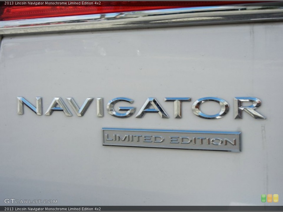 2013 Lincoln Navigator Custom Badge and Logo Photo #76551476