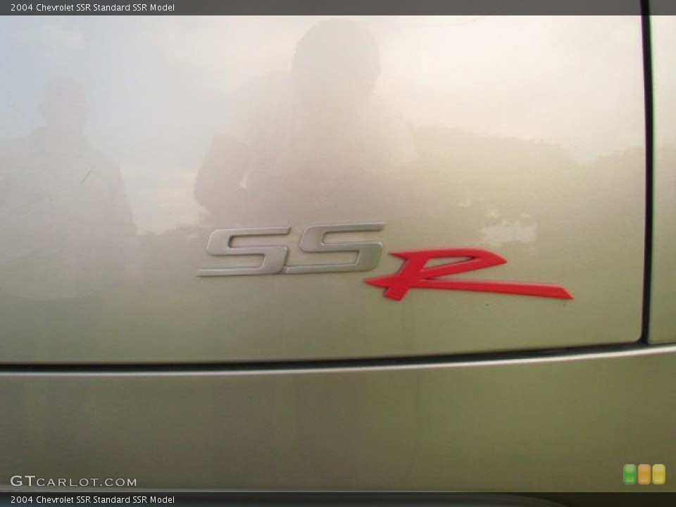 2004 Chevrolet SSR Badges and Logos