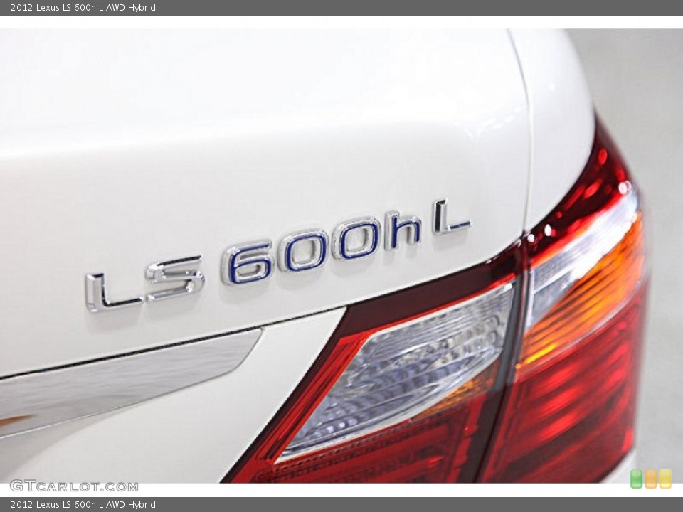 2012 Lexus LS Badges and Logos